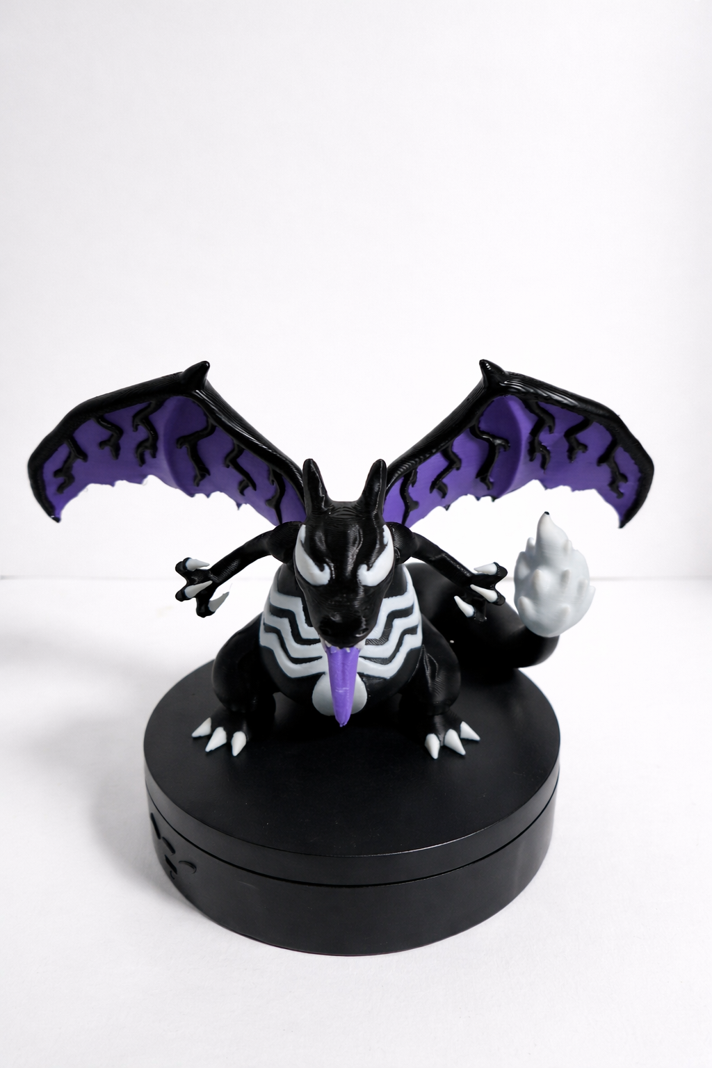 Venom inspired Charizard model