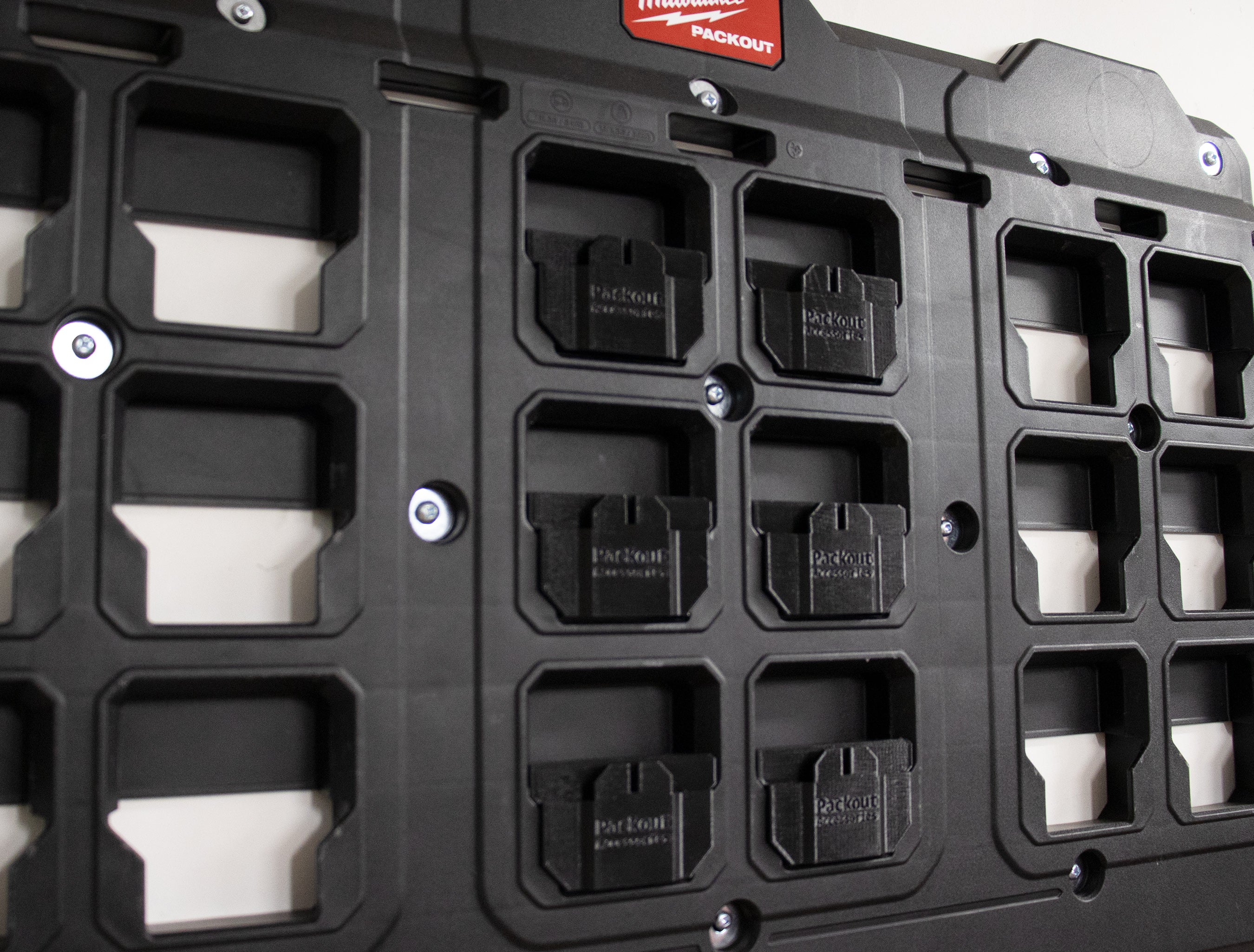 Packout Wall Bin Holder