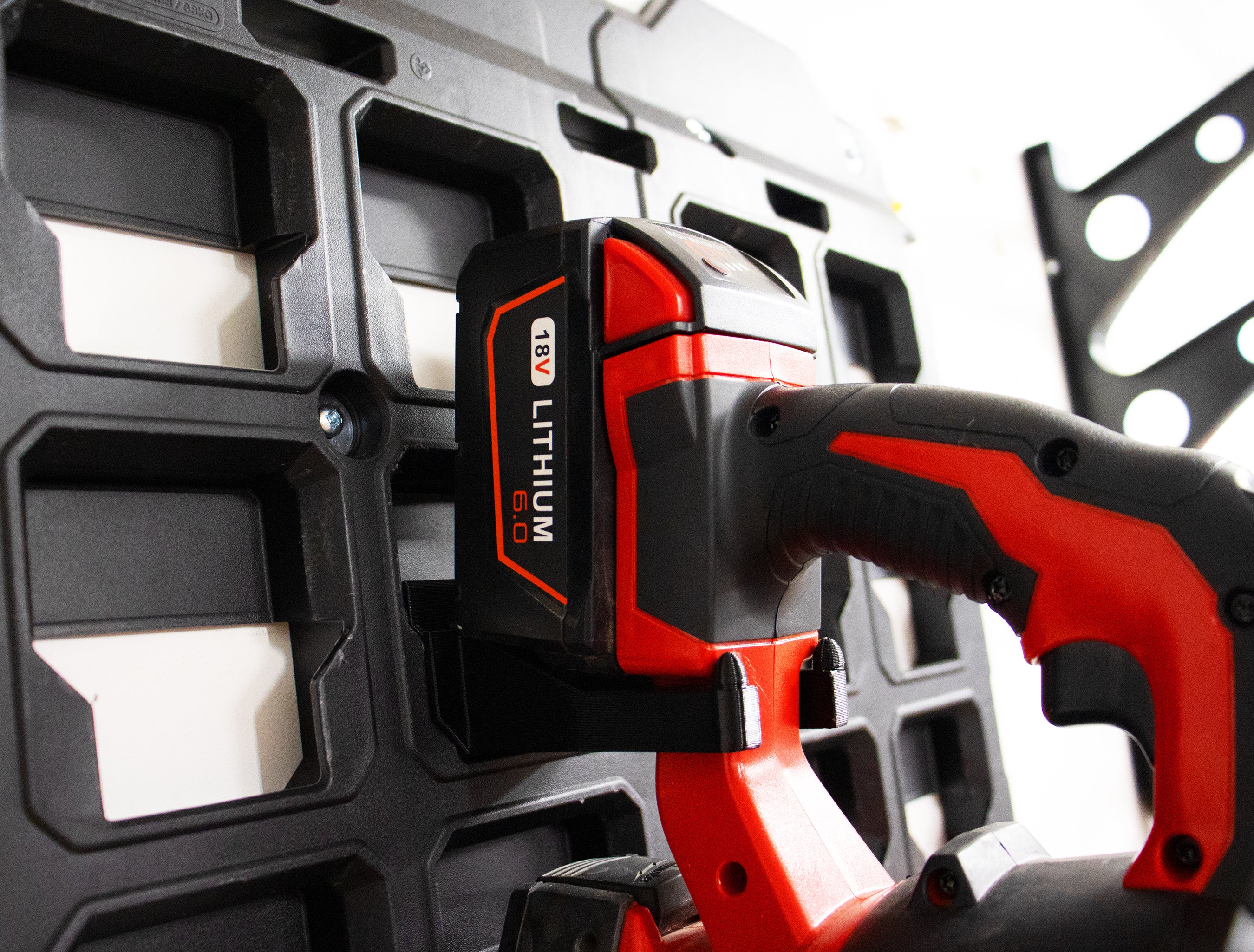 Packout Wall M18 Compact Vacuum Mount